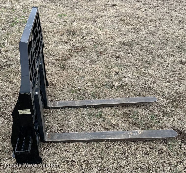 image for item NJ9490 John Deere AT492257 skid steer forks