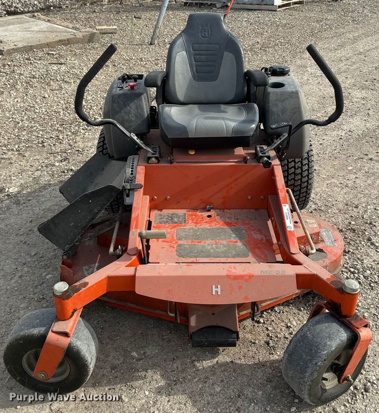 image for item NS9513 Husqvarna MZ 52 ZTR lawn mower