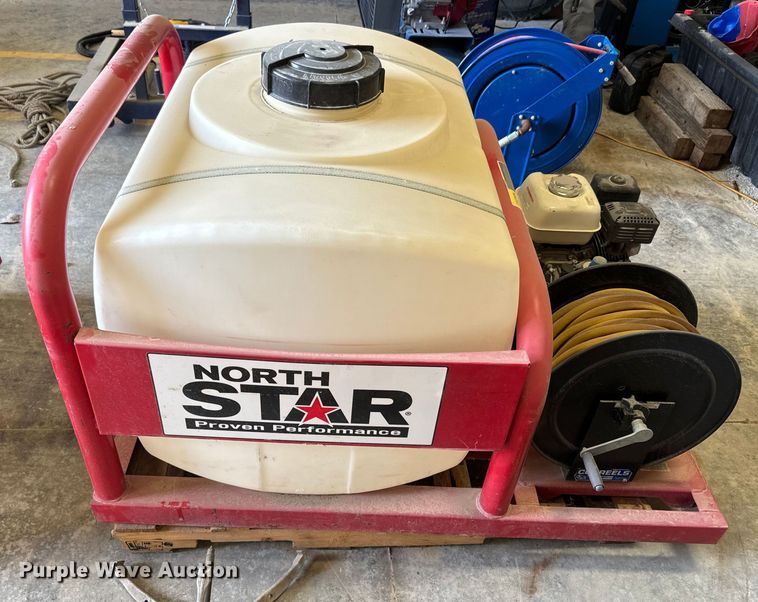 image for item NS9514 (2) North Star sprayers