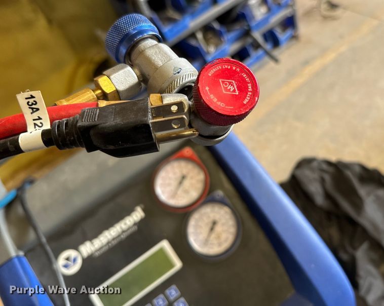 image for item NS9517 Mastercool 69788-A refrigerant recycling machine
