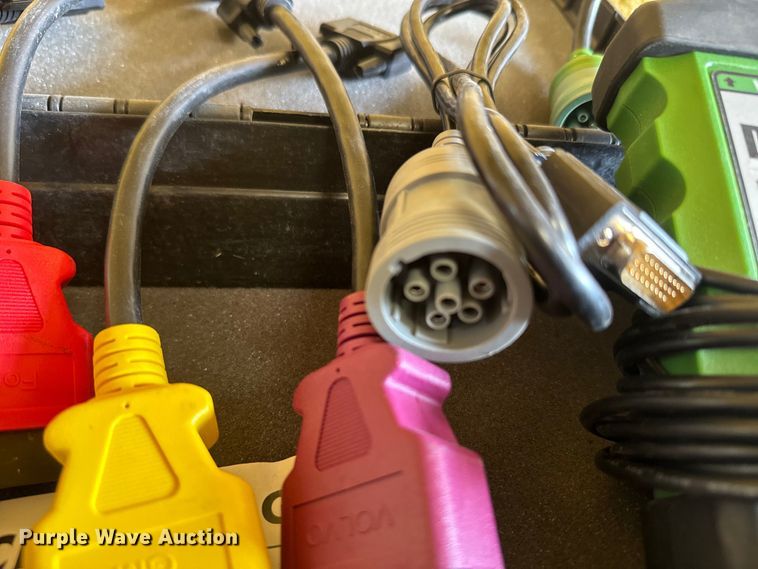 image for item NS9520 Noregon diagnostic scanner