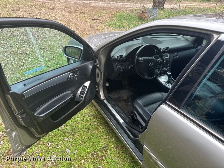 image for item NS9523 2006 Mercedes Benz C230 