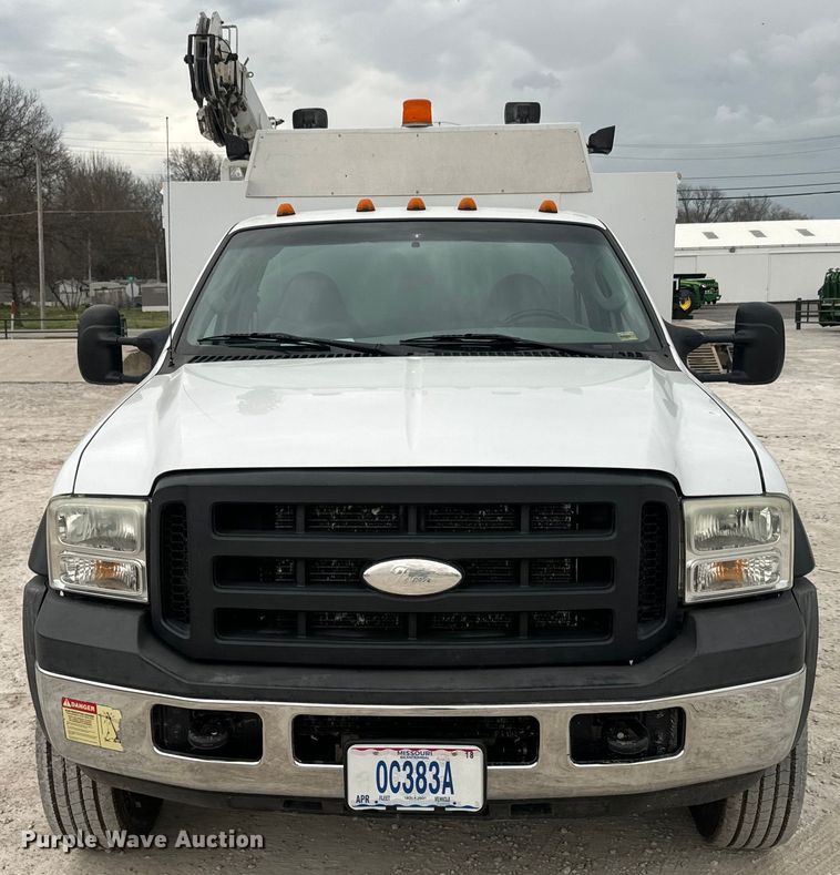 image for item NS9539 2006 Ford F550 Super Duty XL utility / service truck