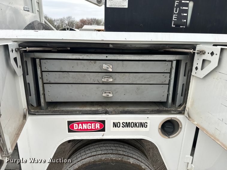 image for item NS9539 2006 Ford F550 Super Duty XL utility / service truck