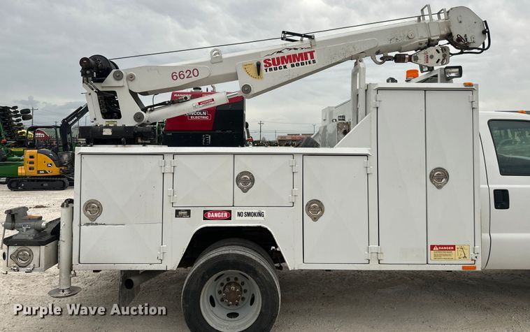 image for item NS9539 2006 Ford F550 Super Duty XL utility / service truck