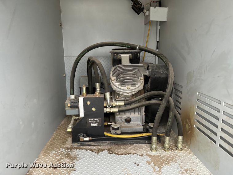 image for item NS9539 2006 Ford F550 Super Duty XL utility / service truck