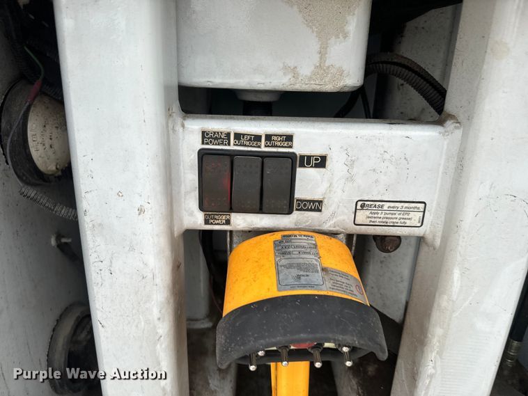 image for item NS9539 2006 Ford F550 Super Duty XL utility / service truck