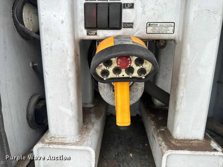 image for item NS9539 2006 Ford F550 Super Duty XL utility / service truck