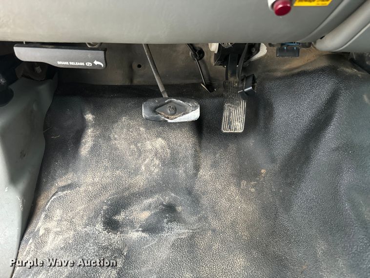 image for item NS9539 2006 Ford F550 Super Duty XL utility / service truck