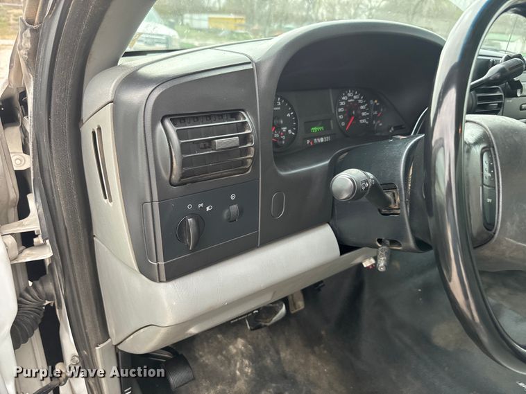 image for item NS9539 2006 Ford F550 Super Duty XL utility / service truck