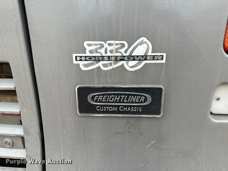 image for item NU9546 2002 Itasca Horizon RV