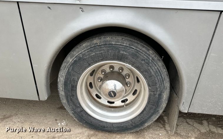 image for item NU9546 2002 Itasca Horizon RV