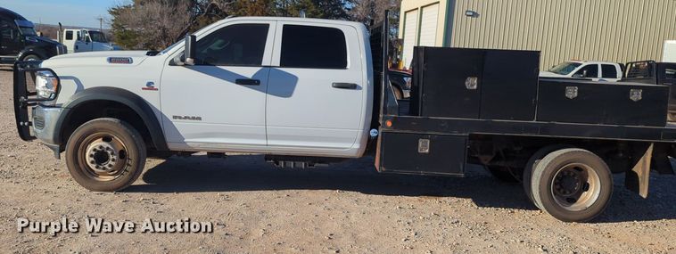 image for item NZ9332 2020 Dodge Ram 5500HD Crew Cab flatbed truck