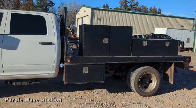 image for item NZ9332 2020 Dodge Ram 5500HD Crew Cab flatbed truck