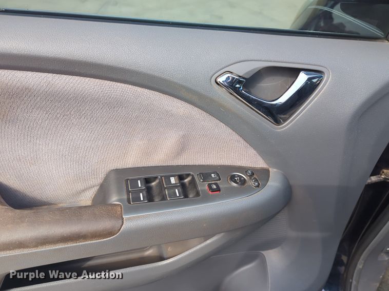 image for item NZ9374 2005 Honda Oddyssey van