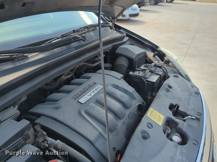 image for item NZ9374 2005 Honda Oddyssey van
