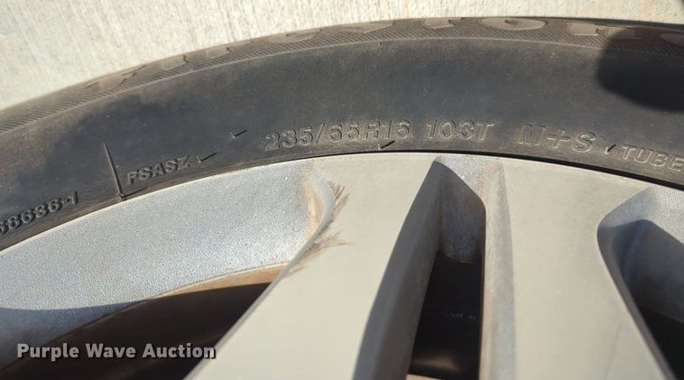 image for item NZ9374 2005 Honda Oddyssey van