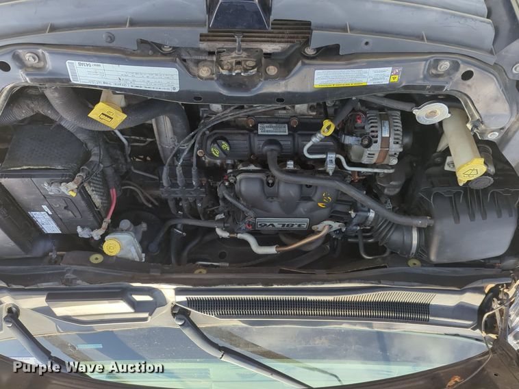 image for item NZ9376 2010 Dodge Grand Caravan van