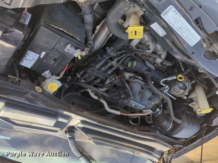 image for item NZ9376 2010 Dodge Grand Caravan van