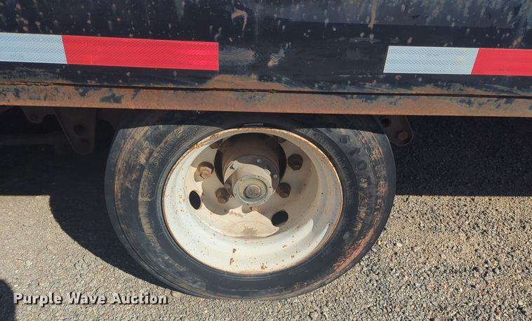 image for item NZ9384 2012 Interstate 40TDL tilt deck equipment trailer