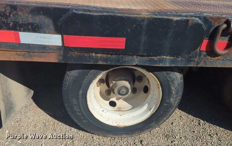 image for item NZ9384 2012 Interstate 40TDL tilt deck equipment trailer