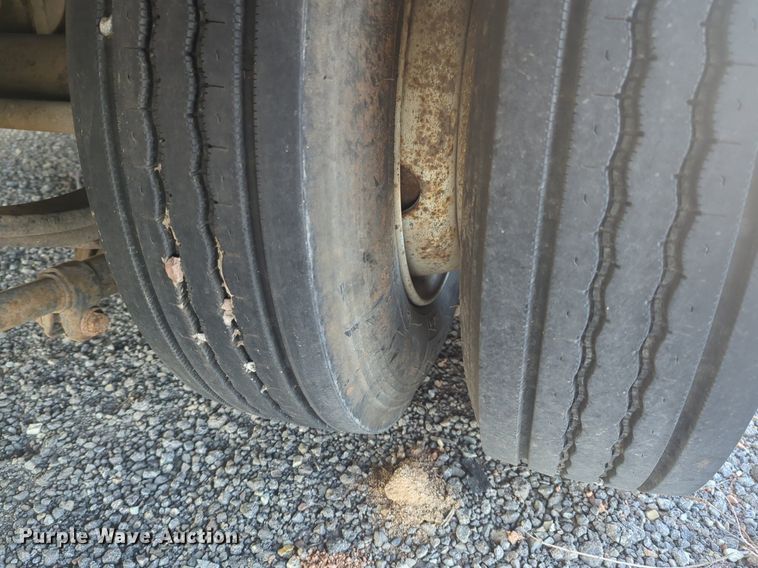 image for item NZ9384 2012 Interstate 40TDL tilt deck equipment trailer