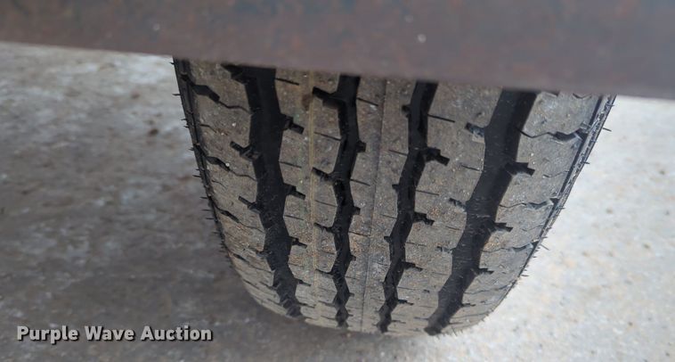 image for item NZ9404 2008 Doosan 400 air compressor