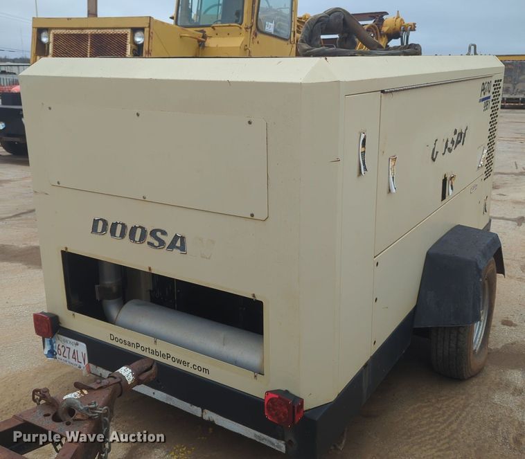 image for item NZ9405 2013 Doosan P600 air compressor