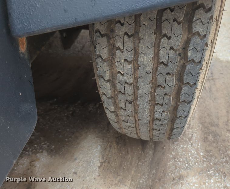 image for item NZ9405 2013 Doosan P600 air compressor