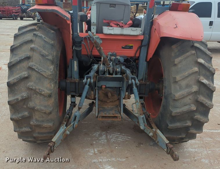 image for item NZ9408 Kubota  M6060D tractor