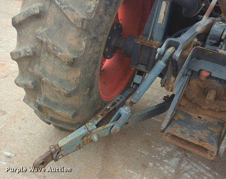 image for item NZ9408 Kubota  M6060D tractor