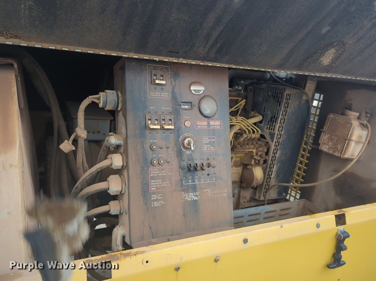 image for item NZ9410 Maxey equipment trailer