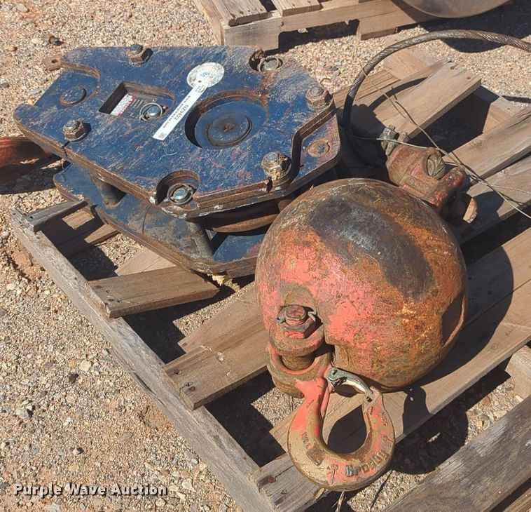 image for item NZ9422 Crane attachments