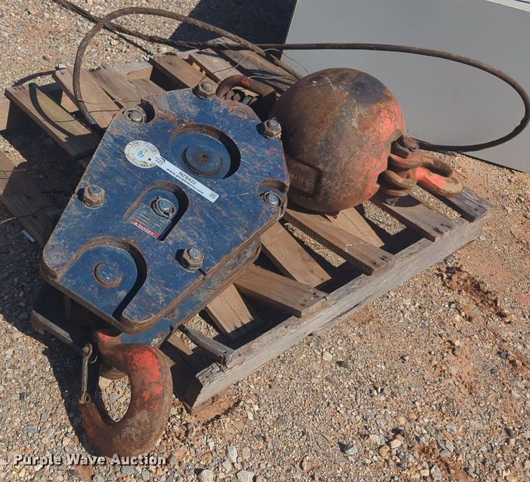 image for item NZ9422 Crane attachments