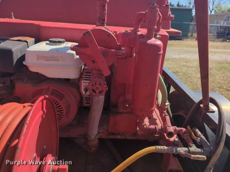 image for item NZ9423 John Bean sprayer