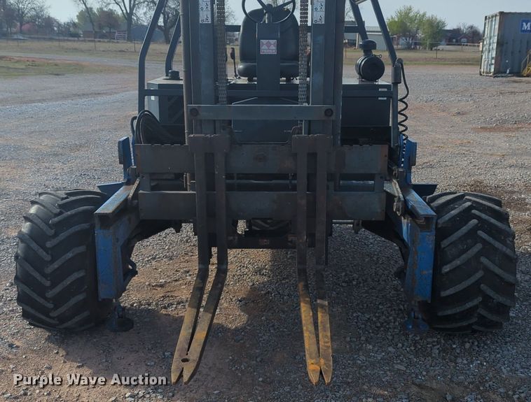 image for item NZ9425 2000 Terex Princeton D50 forklift