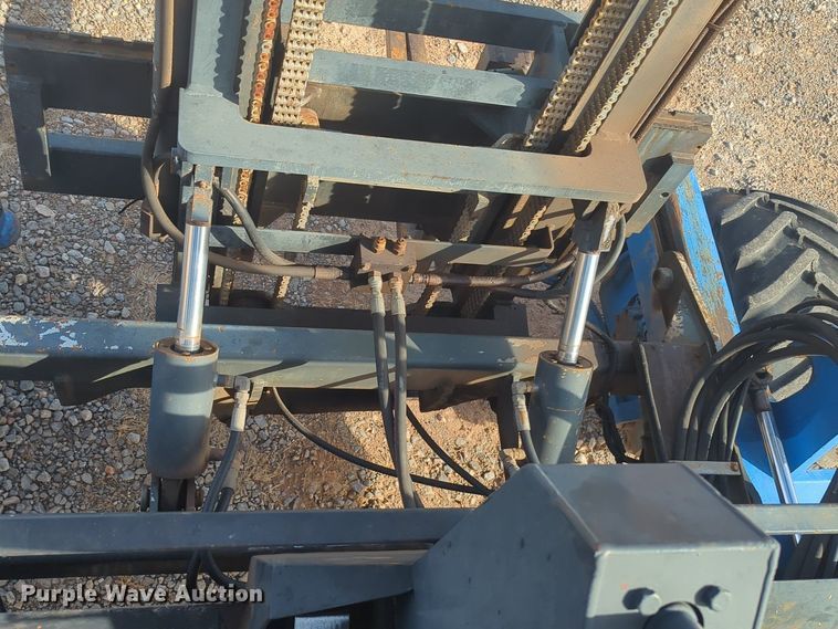 image for item NZ9425 2000 Terex Princeton D50 forklift