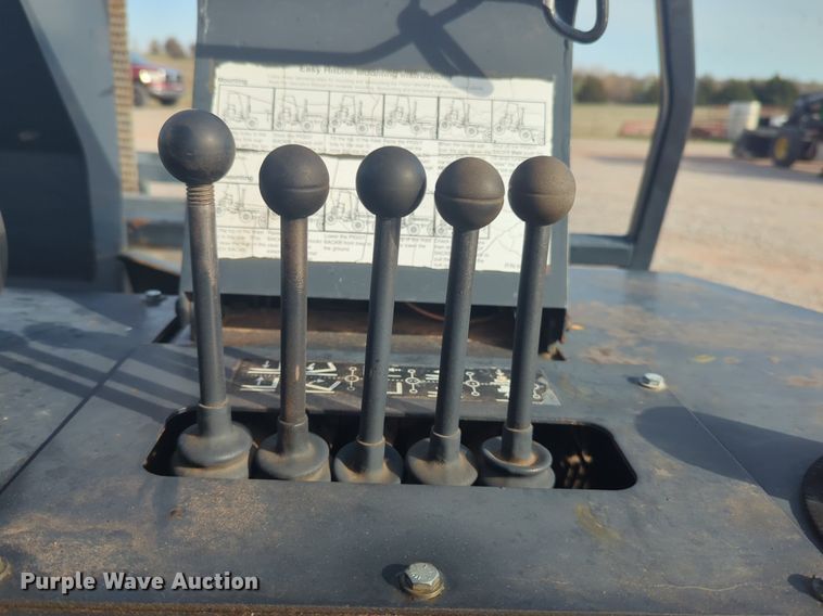 image for item NZ9425 2000 Terex Princeton D50 forklift