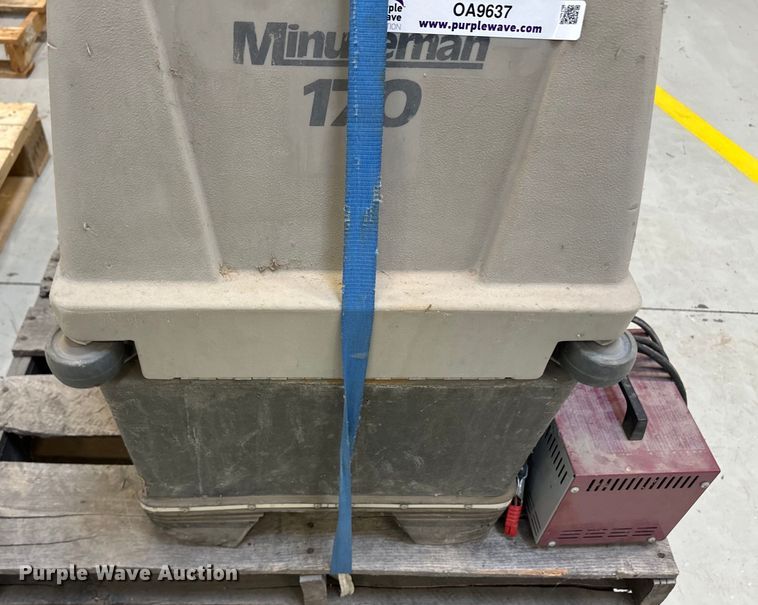 image for item OA9637 Minuteman 170 floor sweeper