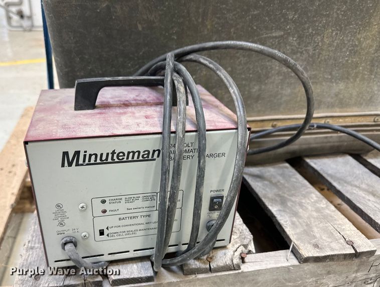 image for item OA9637 Minuteman 170 floor sweeper