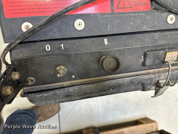 image for item OA9638 NSS Sidewinder BP30 floor sweeper