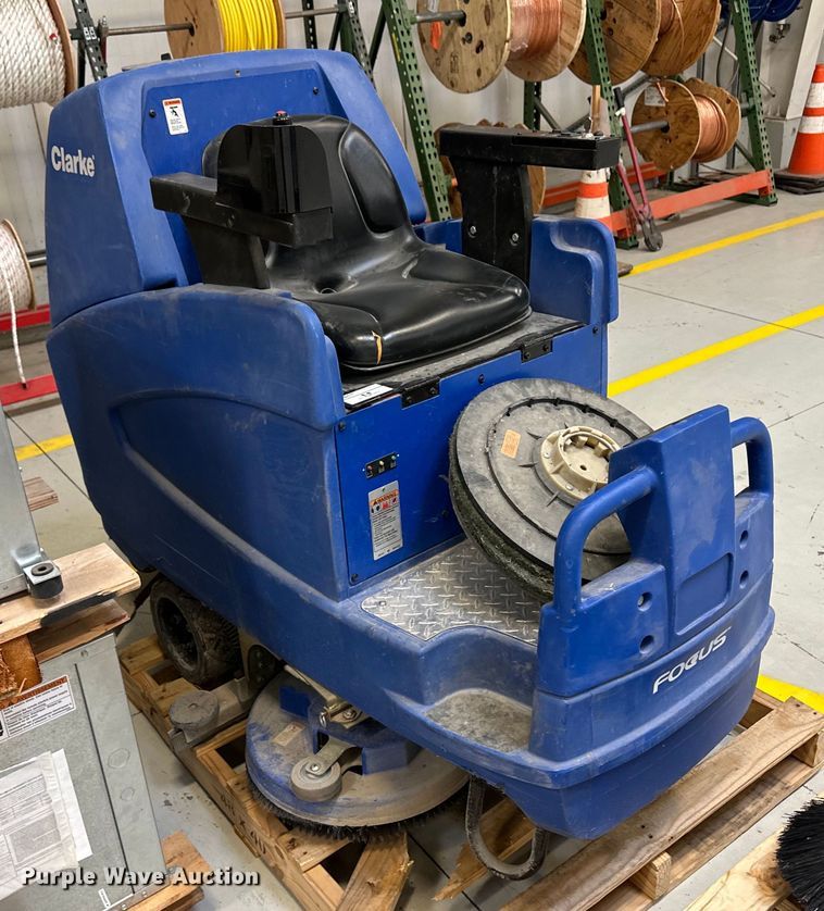 image for item OA9639 Clarke Focus floor sweeper