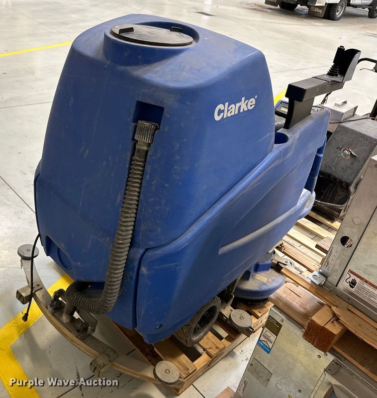 image for item OA9639 Clarke Focus floor sweeper