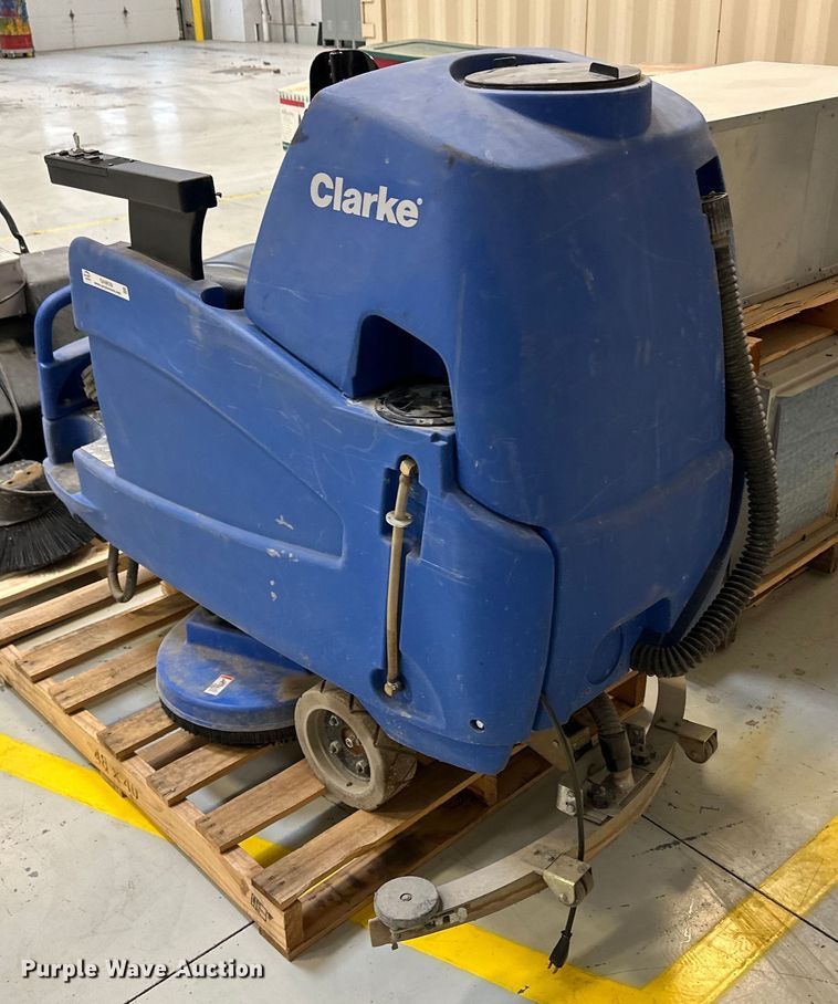 image for item OA9639 Clarke Focus floor sweeper