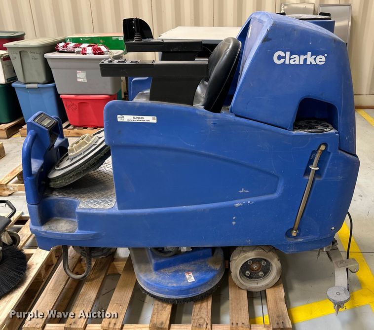 image for item OA9639 Clarke Focus floor sweeper
