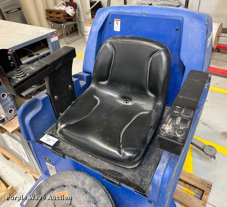 image for item OA9639 Clarke Focus floor sweeper