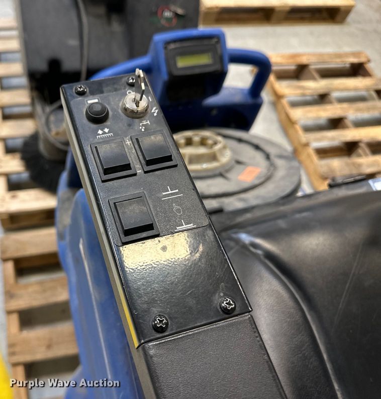 image for item OA9639 Clarke Focus floor sweeper