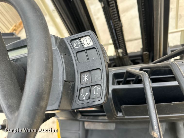 image for item OA9651 Yale 50VX forklift