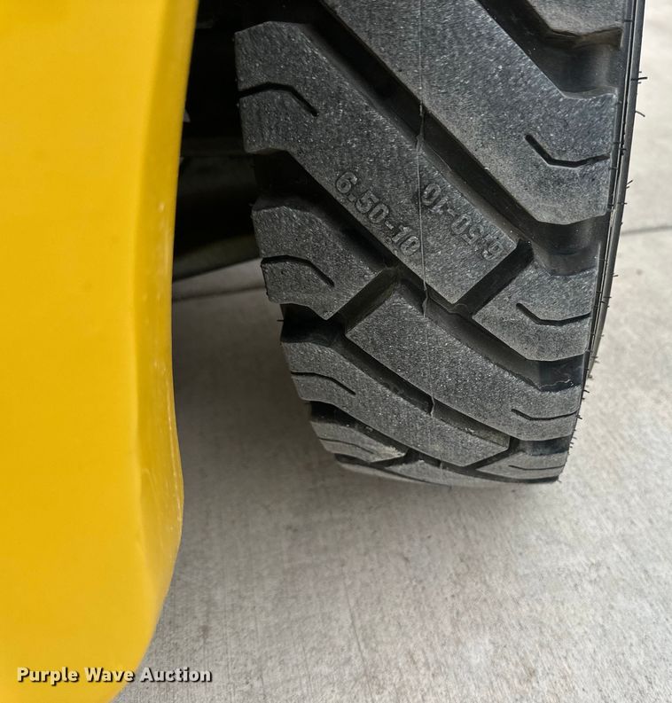 image for item OA9651 Yale 50VX forklift