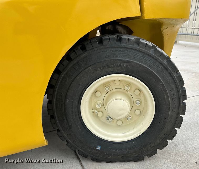 image for item OA9651 Yale 50VX forklift
